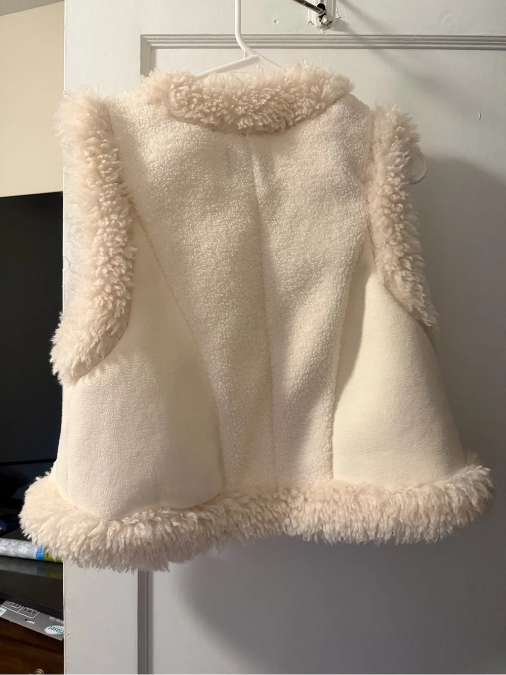 Jessica Simpson Cream Faux-Sherpa Kids Vest